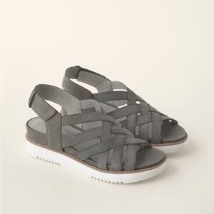 EILEEN FISHER Sport Sandals size 9.5